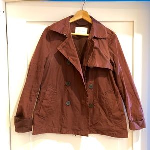 Everlane Swing Trench in Burgundy